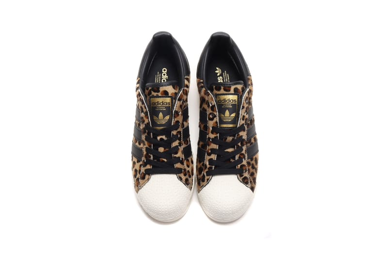 adidas superstars leopard