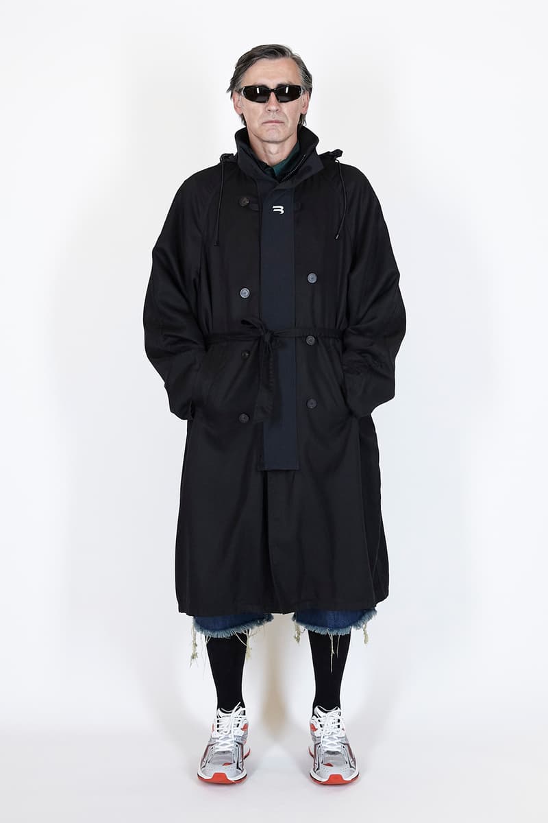 Balenciaga Summer 2021 Pre-Collection Runway Mens Womens Unisex X-Pander Sneaker Homeware Loungewear Robes Sustainability Upcycling Eco Friendly Prints Pet Shop Graphics Sunglasses at Night Paris Walking Demna Gvasalia Neo Classic Bag