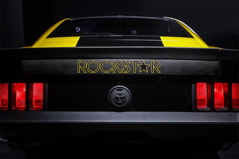 cyberpunk 2077 rockstar energy drink performance garage 1970 mustang 302 quadra muscle car 