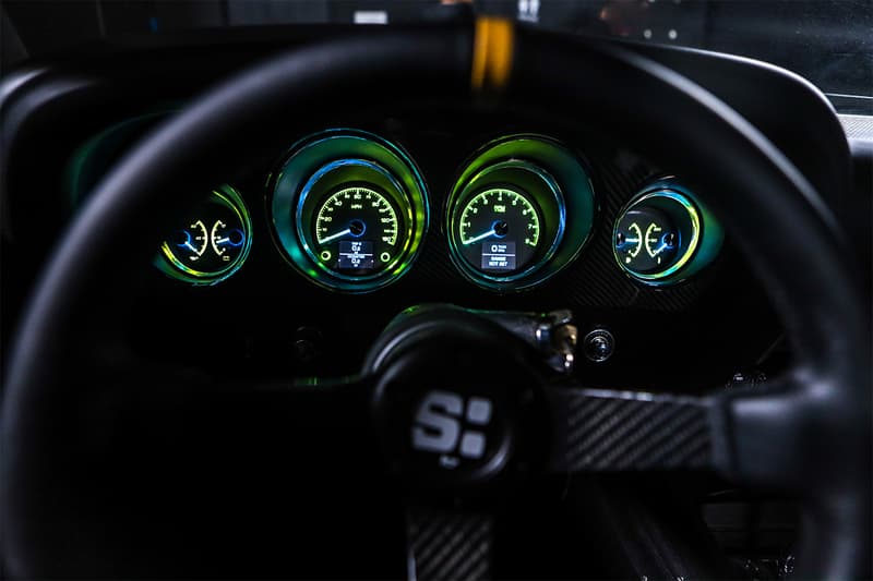 cyberpunk 2077 rockstar energy drink performance garage 1970 mustang 302 quadra muscle car
