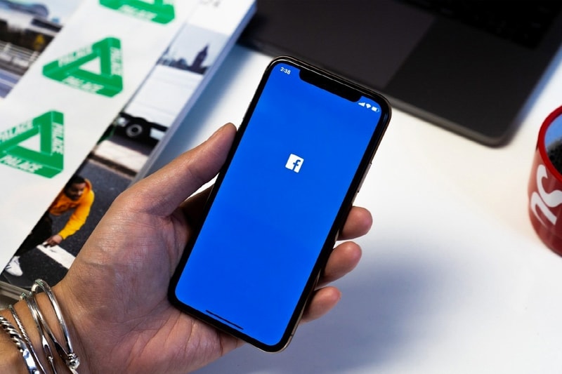 facebook ai artificial intelligence model english reliant translation 100 languages 
