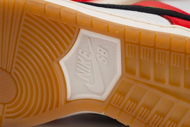Frame Skate Nike SB Dunk Low Habibi First Look Release Info Date Buy Price Flag United Arab Emirates