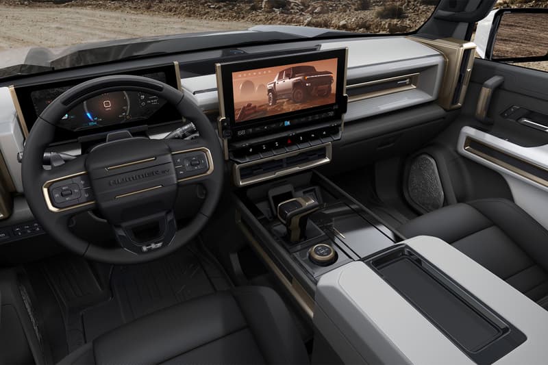 2022 gmc general motors hummer ev electric truck car luxury offroad motor 1000 horsepower 350 mile range battery 