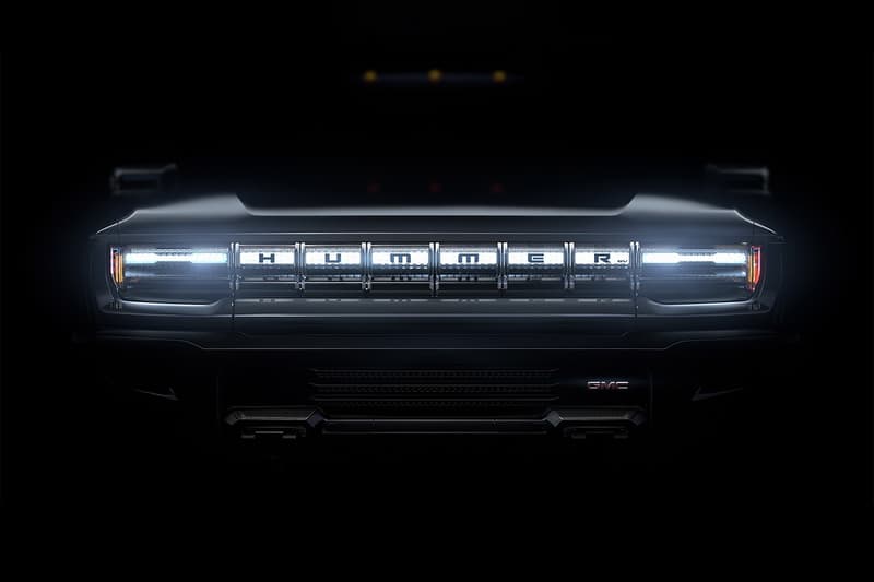 GMC Hummer Unreal Engine Infotainment System Epic Games 'Fortnite' 'Rocket League' Game Gaming Technology Tech Screen Display Driving 4x4 Off Roader SUV Humvee