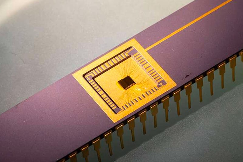 Physicists Harness Limitless Power from Graphene