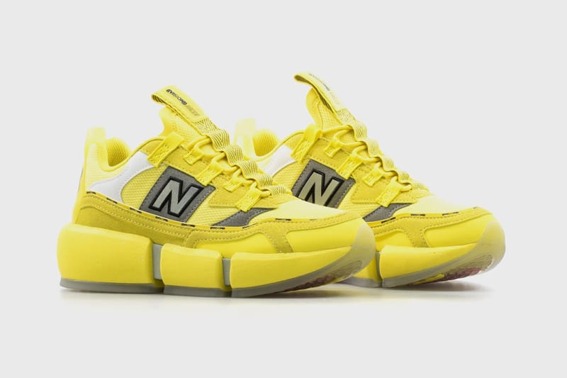 yellow new balance shoes