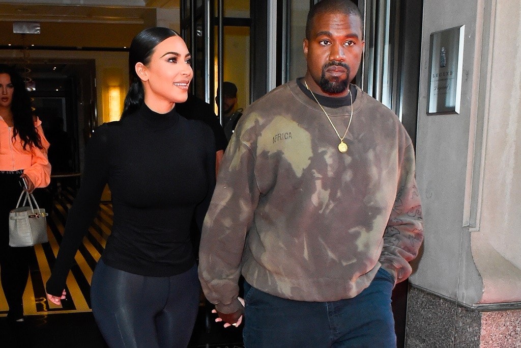 Kanye West Robert Kardashian Kim Kardashian Hologram Gift oj simpson Kanye 40th Birthday peefee