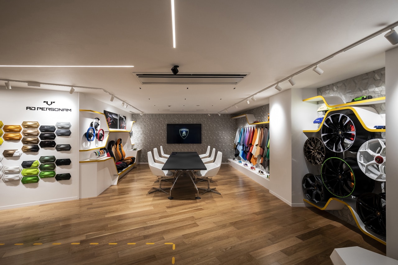 Lamborghini Aventador S x Yohji Yamamoto Car, Capsule clothing apparel collaboration collection roppongi hills japan release date info buy color lounge tokyo