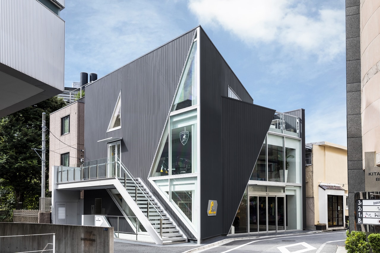 Lamborghini Aventador S x Yohji Yamamoto Car, Capsule clothing apparel collaboration collection roppongi hills japan release date info buy color lounge tokyo