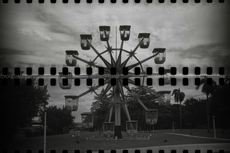 Lomography HydroChrome Suttons Panoramic Belair Camera technology liquid filled lens lza sproket holes