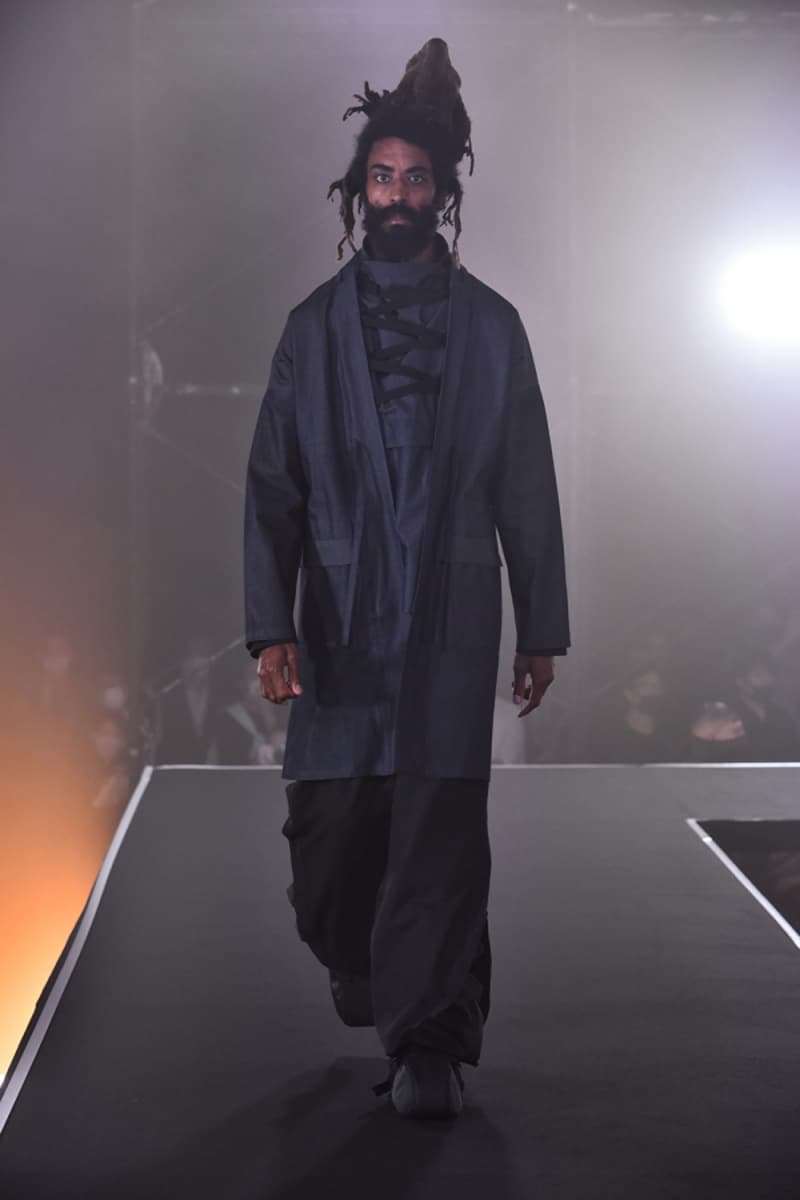 MEANSWHILE Spring/Summer 2021 Runway Collection ss21 menswear technical japan outdoors adventure trek hiking techwear Naohiro Fujisaki Rakuten Fashion Week Tokyo