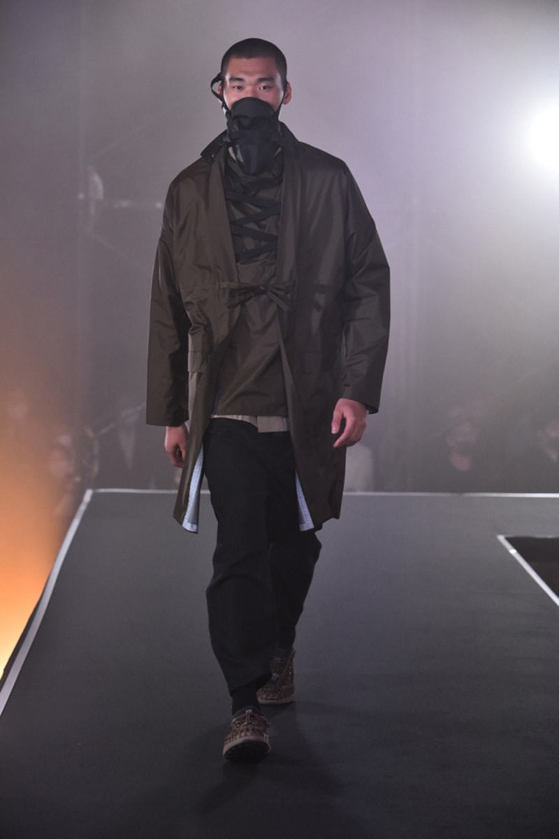 MEANSWHILE Spring/Summer 2021 Runway Collection ss21 menswear technical japan outdoors adventure trek hiking techwear Naohiro Fujisaki Rakuten Fashion Week Tokyo