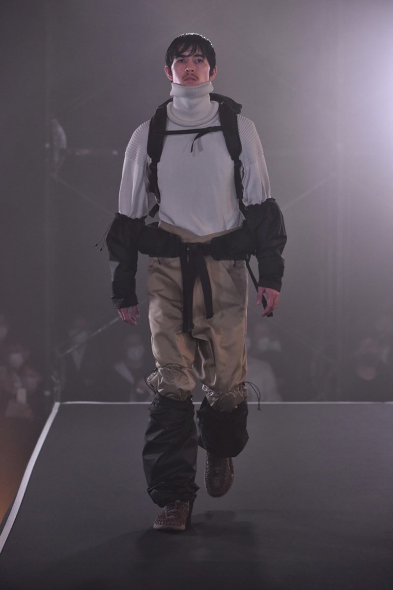 MEANSWHILE Spring/Summer 2021 Runway Collection ss21 menswear technical japan outdoors adventure trek hiking techwear Naohiro Fujisaki Rakuten Fashion Week Tokyo