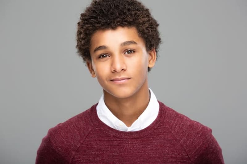 netflix colin kaepernick jaden michael young nfl football black and white series ava duvernay starrbury