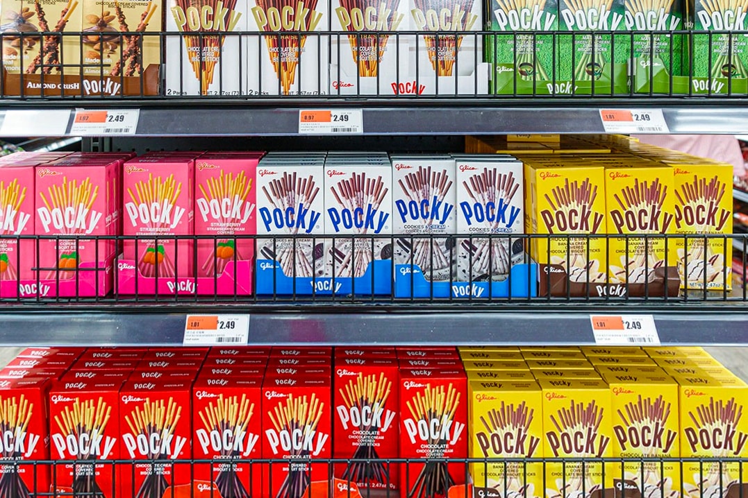 Pocky World’s Best-Selling Chocolate-Coated Biscuit Brand Guiness World Record Info Glico