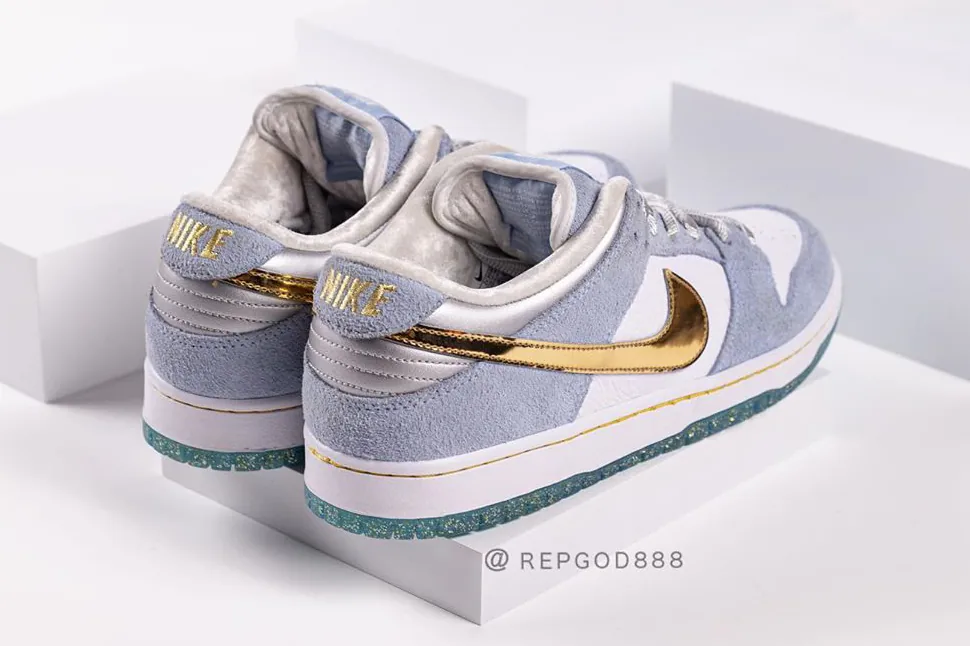 sb dunk low x sean cliver stock x