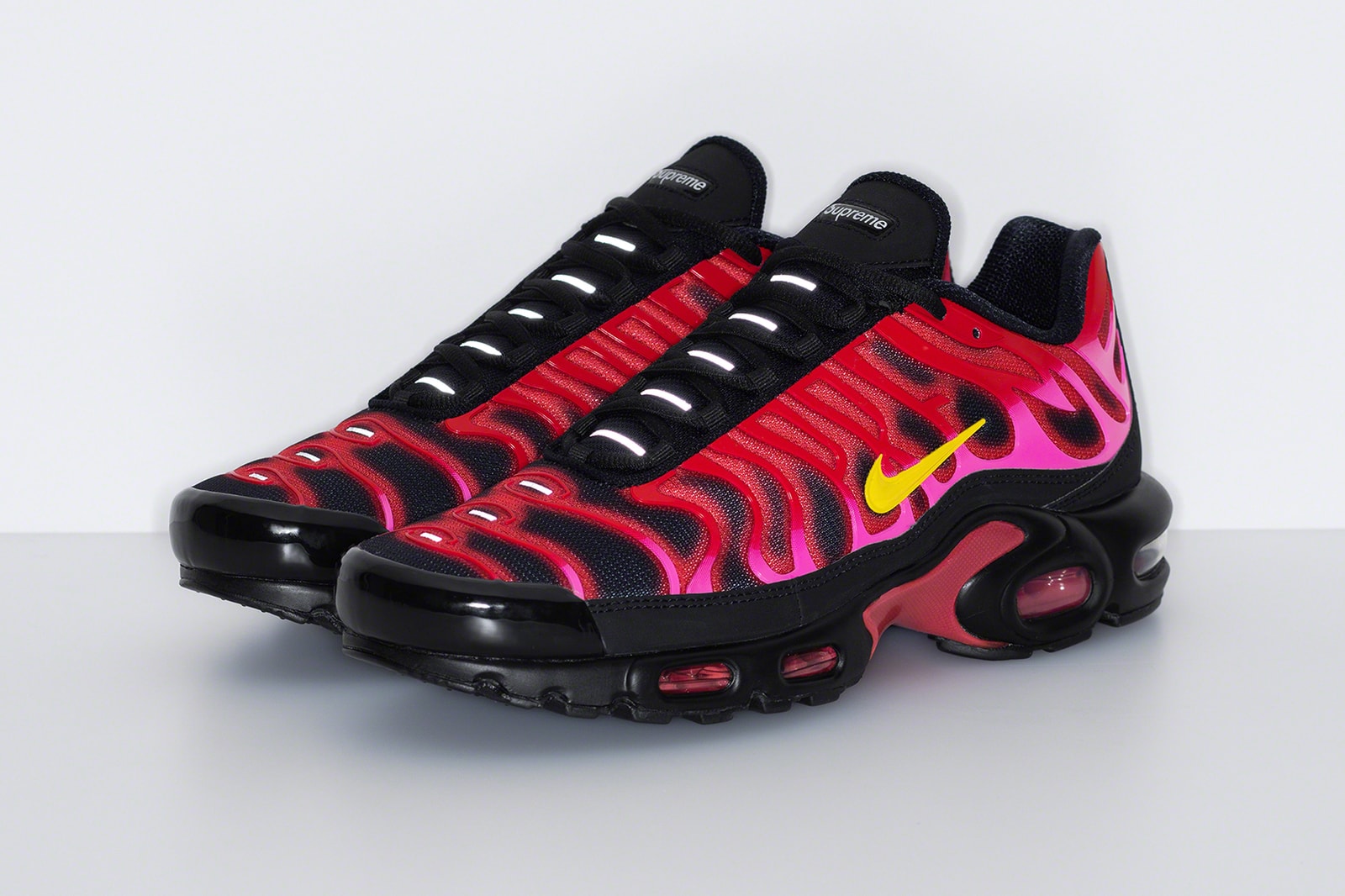 Supreme X Nike Air Max Plus Fw Collab Hypebeast