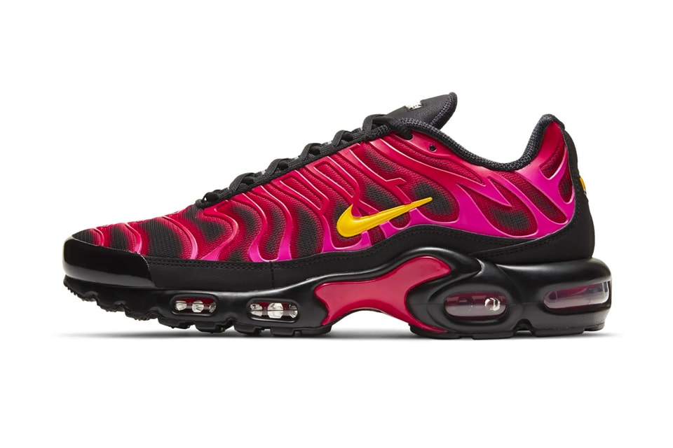 Supreme X Nike Air Max Plus Tn Fire Pink Mean Green Re Release Hypebeast