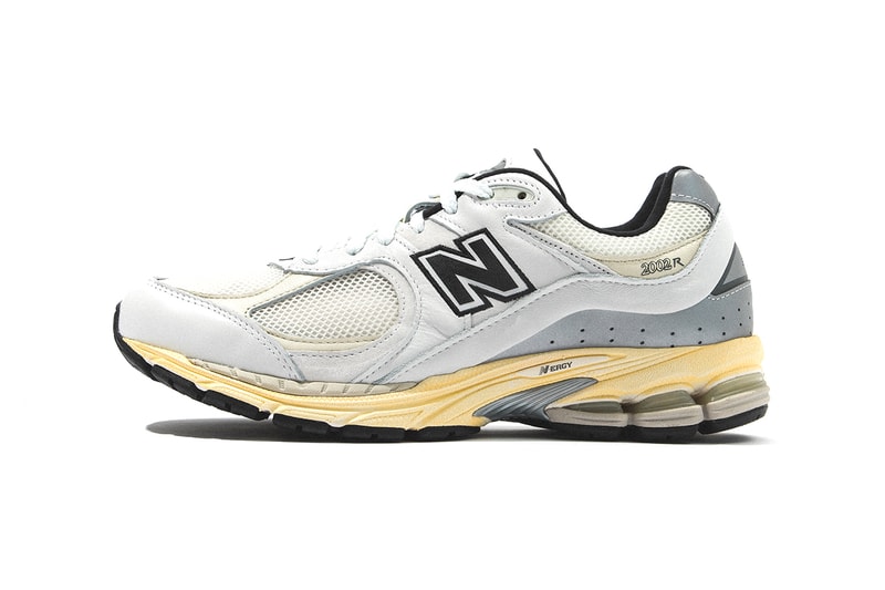 thisisneverthat x New Balance 2002R White Gray Colorways Sneaker Release Information Closer Look HBX Raffle Drop Date Online Cop South Korean Streetwear Sportswear NB Collaboration Limited Edition