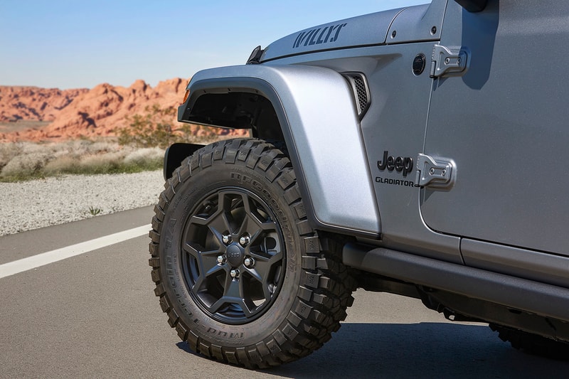 2021 Jeep Gladiator "Willys Edition" Launch Information 4x4 SUVs USA American Trucks Off Road Mud Terrain Tires Limited Slip Differential Pentastar V6 Engine Power Performance Speed Capabilities 