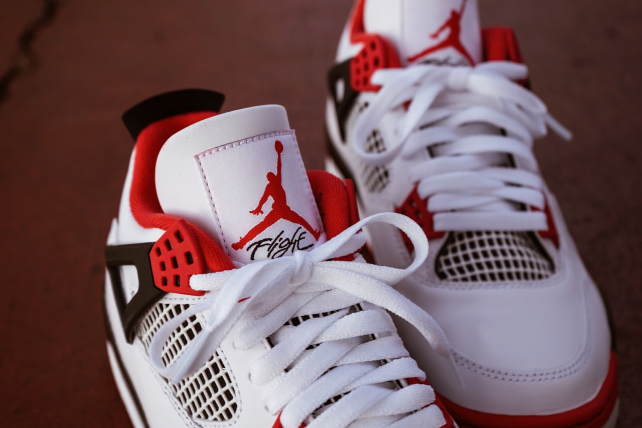 Air Jordan 4 Fire Red Closer Look & Release Date