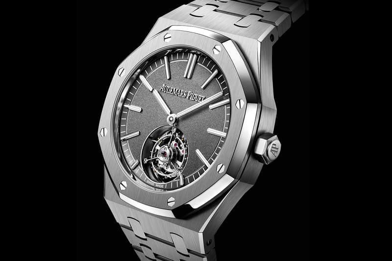 Audemars Piguet Introduces Its First-Ever Selfwinding Flying Tourbillon Royal Oak 26522TI 26530ST luxury AP Swiss watch Le Brassus