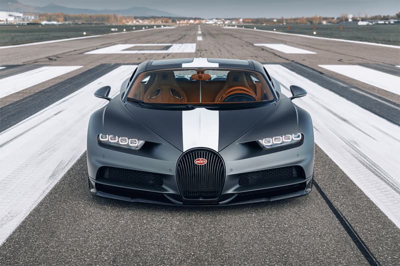 bugatti Chiron Sport Les Légendes du Ciel racing racer car aviation flight planes france french