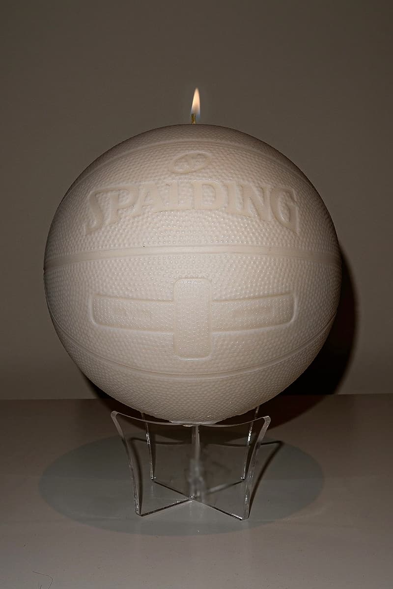 cent.ldn OG SPALDING BASKETBALL CANDLE Release Buy Price Ifno