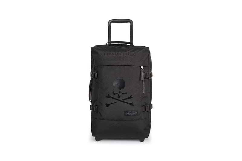 eastpak mastermind backpack