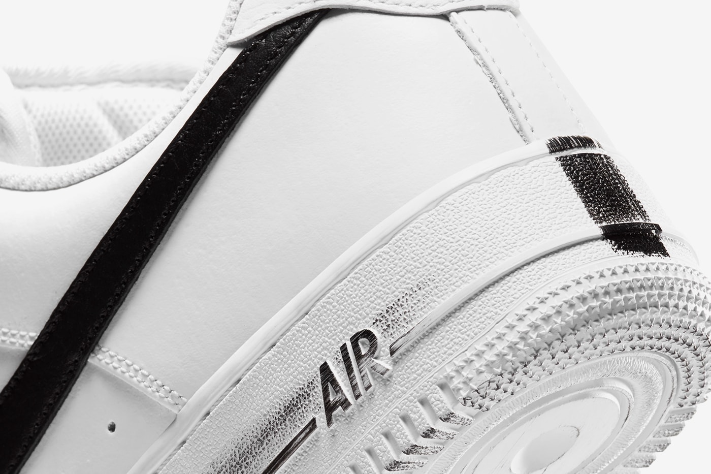 Nike X G-Dragon's PEACEMINUSONE x AF1 "Para-Noise 2.0"