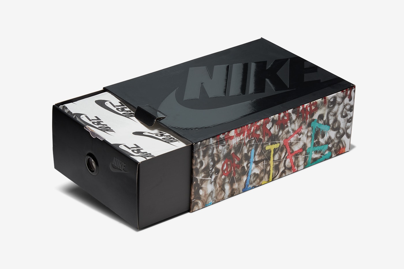 Nike X G-Dragon's PEACEMINUSONE x AF1 "Para-Noise 2.0"