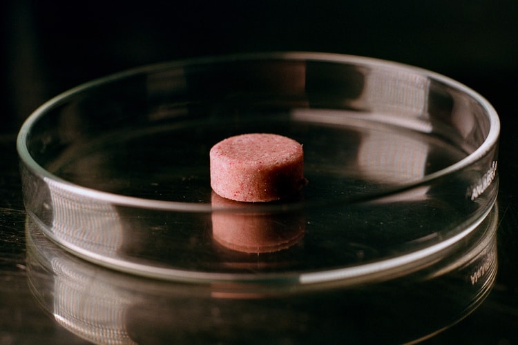 Haeckels Pioneers Sustainable Skincare With Waterless Shower Gel