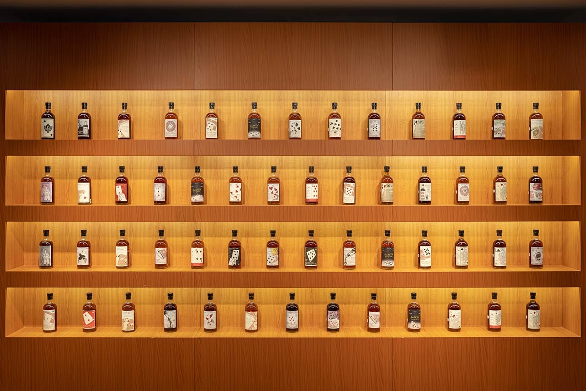Hanyu Ichiro's 'FULL CARD SERIES' Auctions for Record-Breaking $1,520,000 USD Qing Club Hong Kong Record sales whiskey sales 