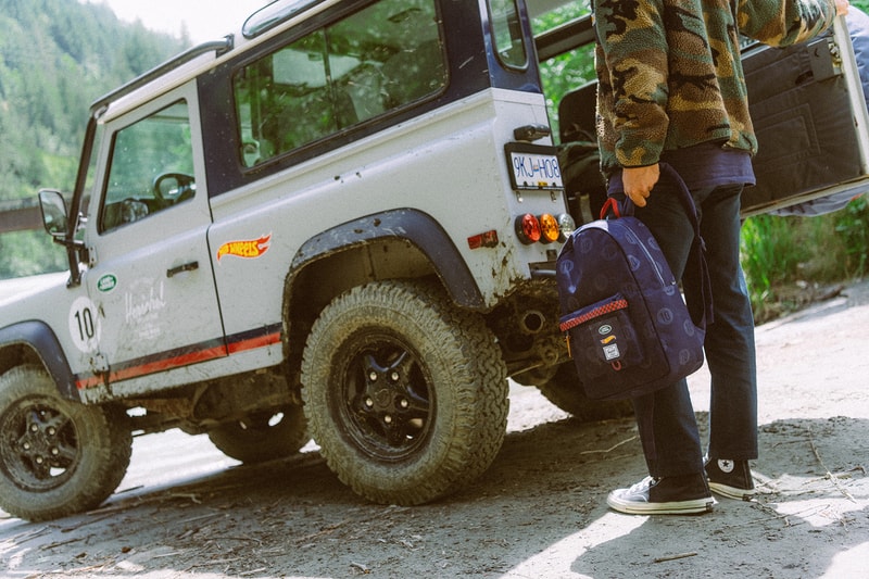 Hot Wheels x Herschel x Land Rover Collaboration Discovery Defender Range Rover Backpack Tool Kit