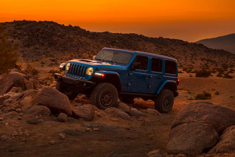 Jeep 2021 Wrangler Rubicon 392 off-roading 4x4 outdoors horsepower trucks suvs cars automotive American blue torque