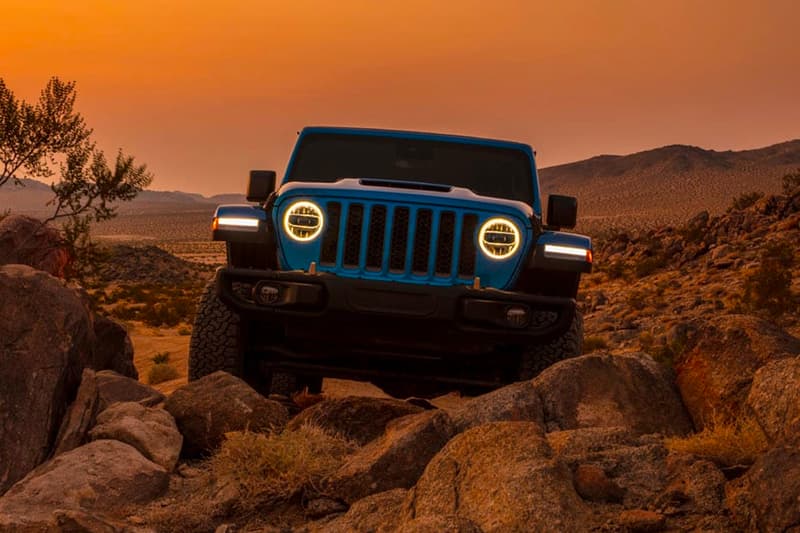 Jeep 2021 Wrangler Rubicon 392 off-roading 4x4 outdoors horsepower trucks suvs cars automotive American blue torque