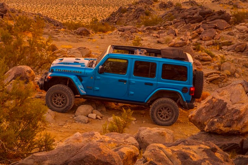 Jeep 2021 Wrangler Rubicon 392 off-roading 4x4 outdoors horsepower trucks suvs cars automotive American blue torque