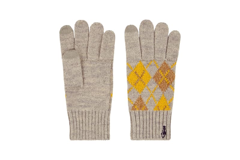 JW Anderson x UNIQLO Holiday 2020 Collection Festive Christmas Time Winter 2020 Accessories Kids Adult Jonathan Anderson knit caps snoods gloves socks HEATTECH