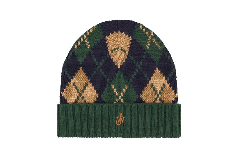 JW Anderson x UNIQLO Holiday 2020 Collection Festive Christmas Time Winter 2020 Accessories Kids Adult Jonathan Anderson knit caps snoods gloves socks HEATTECH