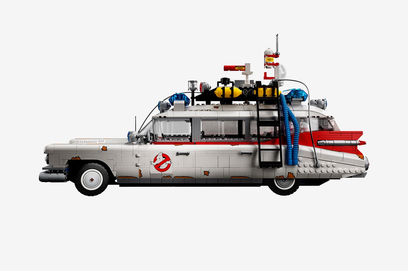 LEGO 2352 Piece Ghostbusters ECTO1 ectomobile movie franchise 1959 Cadillac Miller Meteor ambulance 6 14 curved windshield five module steering wheel toys figures Kit Buy Price info