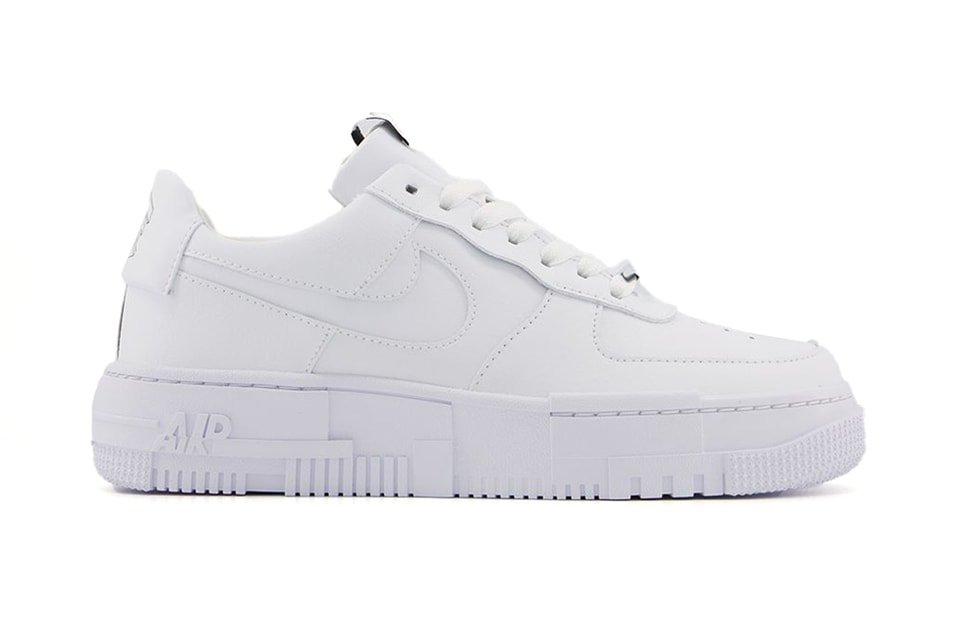 nike air force 1 pixel triple white