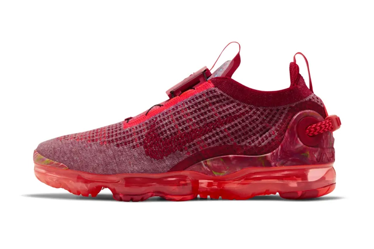 Nike Air VaporMax 2020 FlyKnit Team Red Lightning Crimson Fitness Red CT1823 600 menswear streetwear fall winter 2020 collection fw20 kicks shoes sneakers