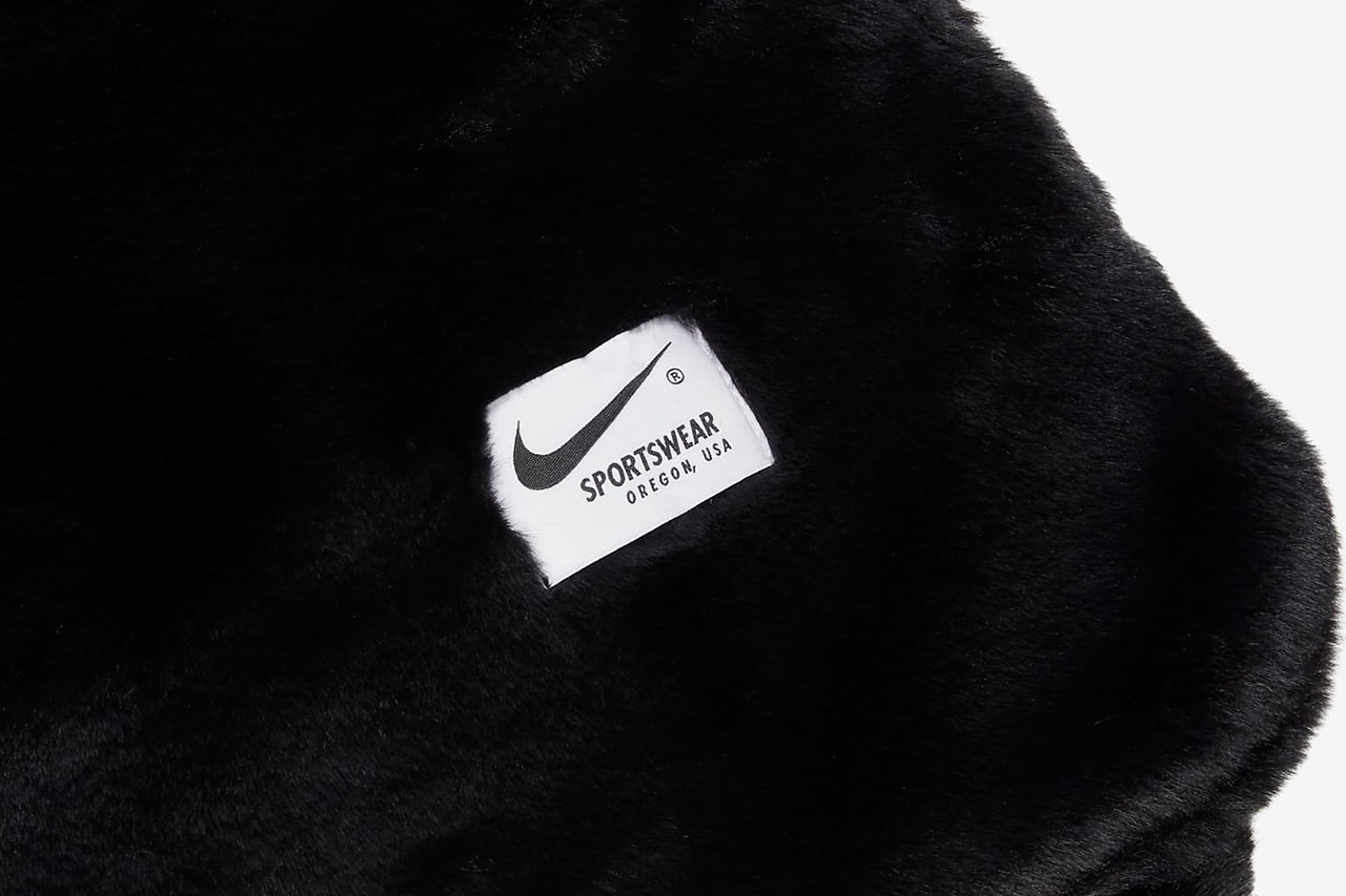 Nike Faux Fur Swoosh Logo Blanket Black & White Cape Fleece Cozy Fall Winter