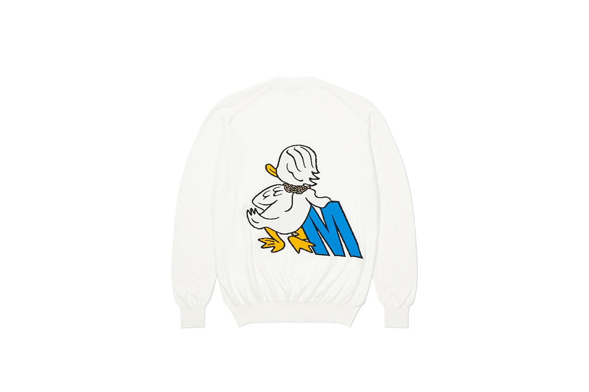 Supreme Fall Winter 2020 Week 13 Release List Release List Palace HIDDEN.NY BBC ICECREAM Fear of God Stone Island NOAH KAWS OAMC Daniel Johnston Moschino Stüssy