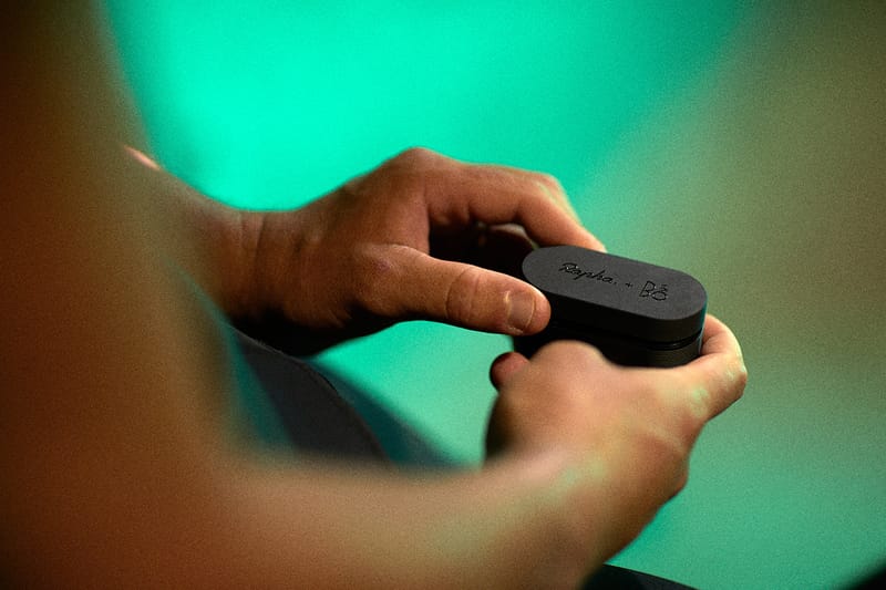 beoplay e8 rapha