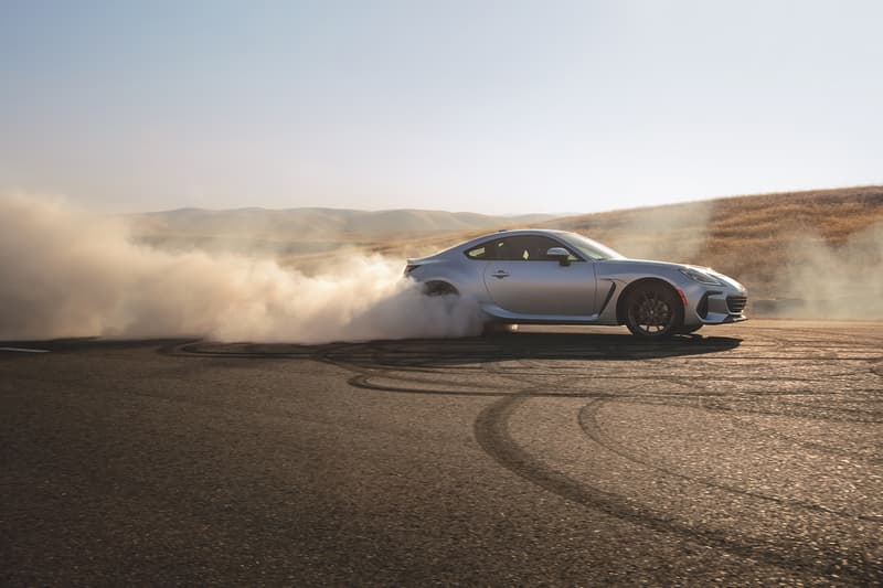 Subaru BRZ 2022 Is Lightest RWD 2+2 Coupe in the US Toyota 86 Race Sports Car
