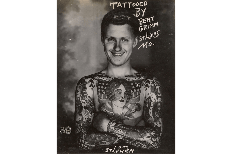 'TATTOO. 1730s-1970s. Henk Schiffmacher's Private Collection.' Book TASCHEN Coffee Table Study Pictures Literature Images Commentary Historical Design Flash Sheets
