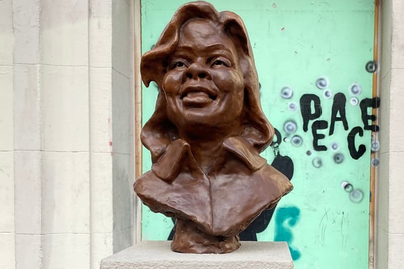 breonna taylor statue oakland bust stolen broken leo carson artist sculpture