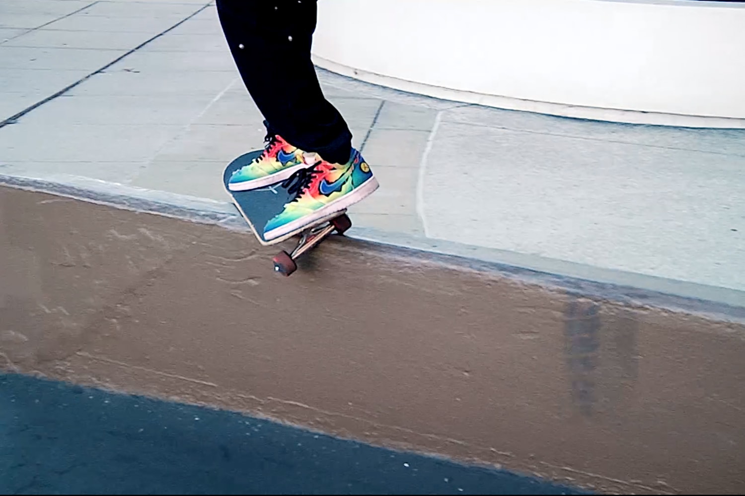 Erik Arteaga Skates J Balvin Air Jordan 1 Retro High OG Video Release info Date Buy Price burberry.erry