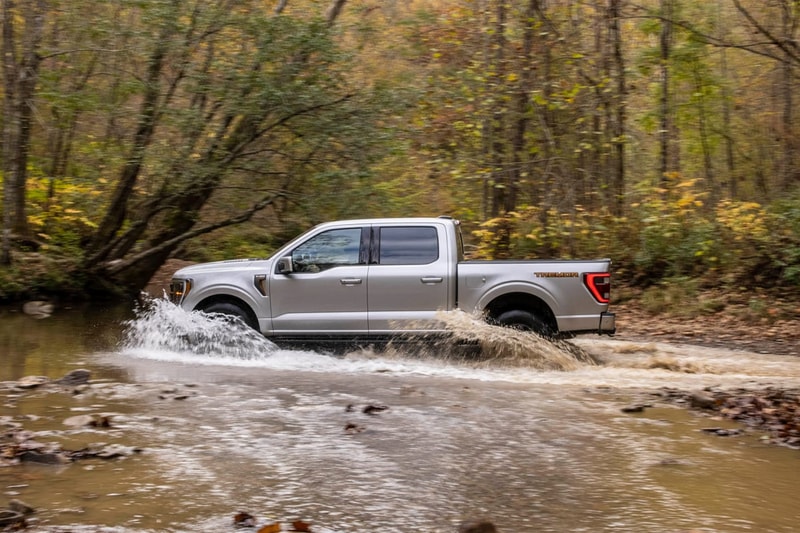 ford f 150 tremor off road pickup truck 400 horsepower towing capacity v6 engine
